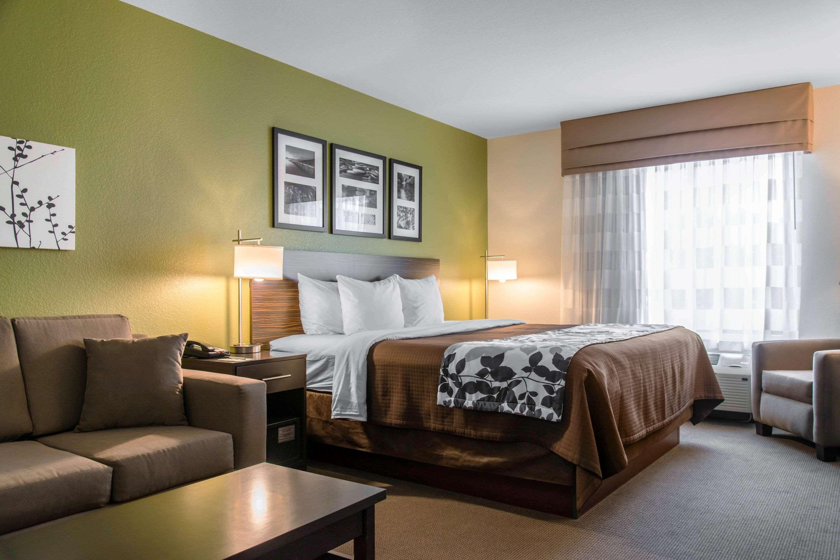 Sleep Inn & Suites Marshall - University Area Экстерьер фото