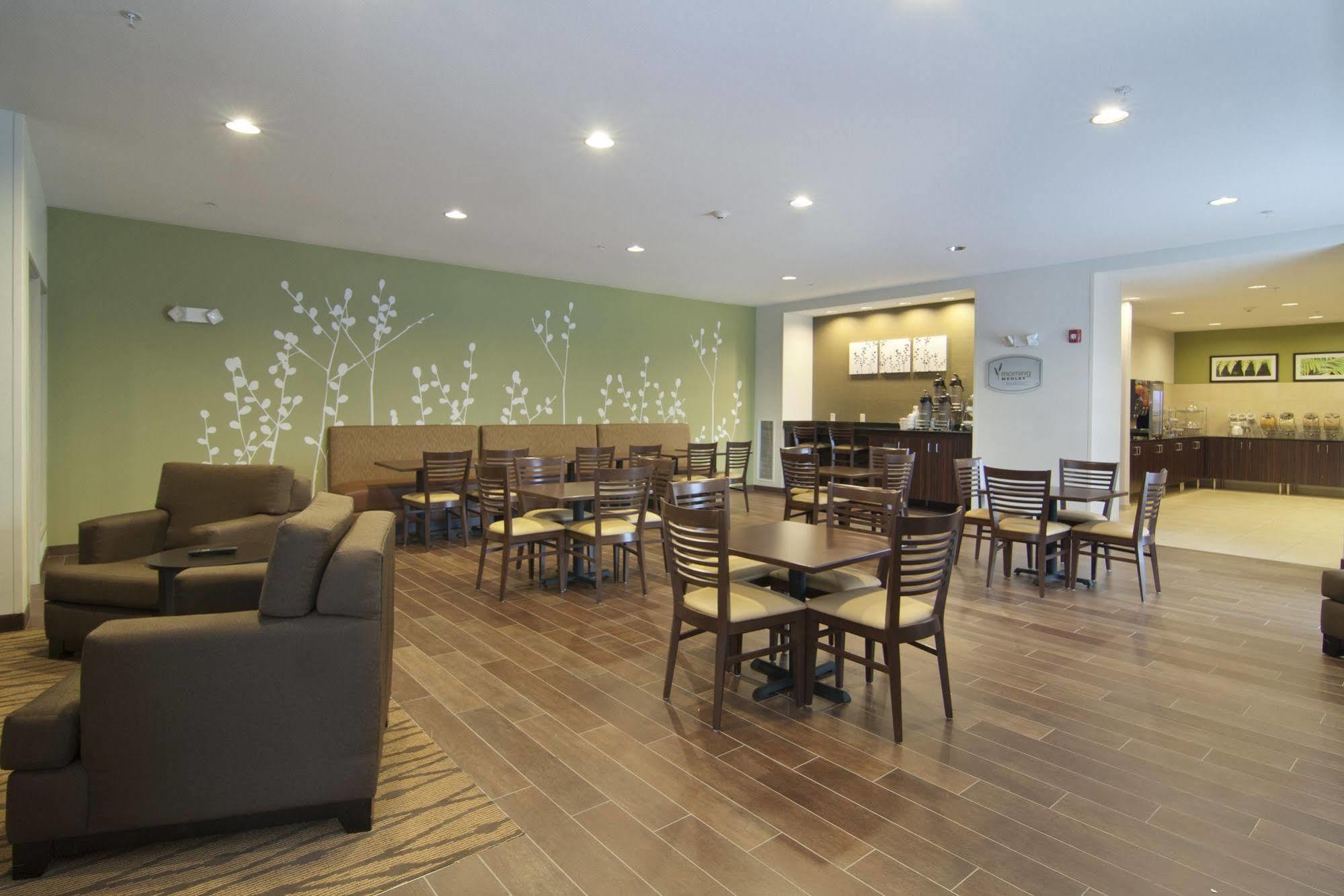 Sleep Inn & Suites Marshall - University Area Экстерьер фото
